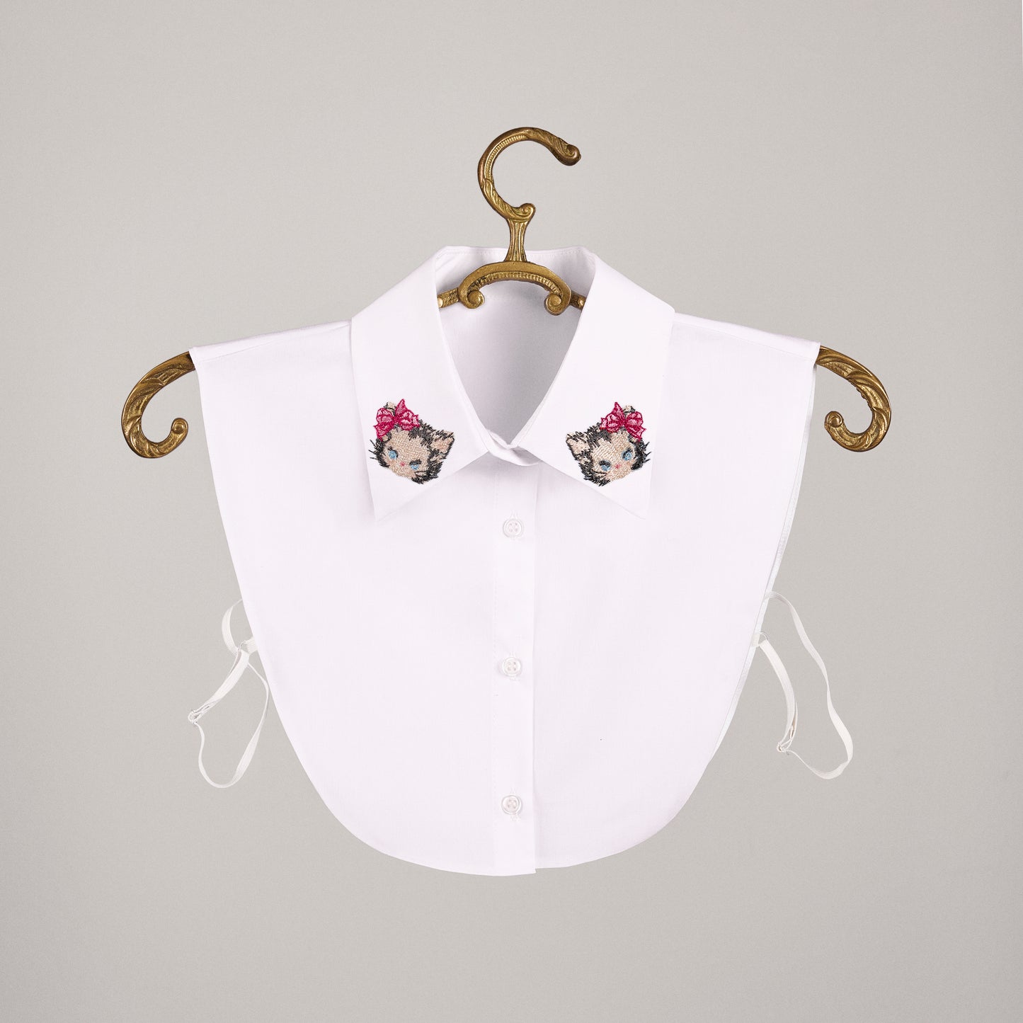 Kitten Embroidered Detachable Collar